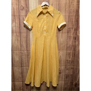 MissFox Medium NWT Vintage Style 1950’s yellow dress pinup flower